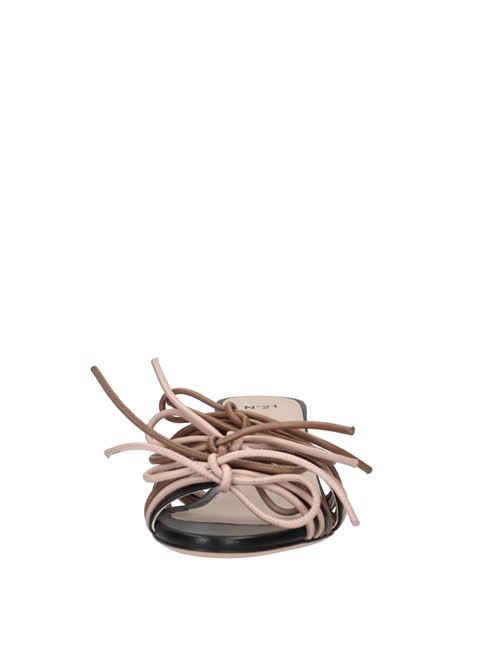 Mules in pelle N°21 | GPSD003NPT N001NERO-ROSA-MARRONE